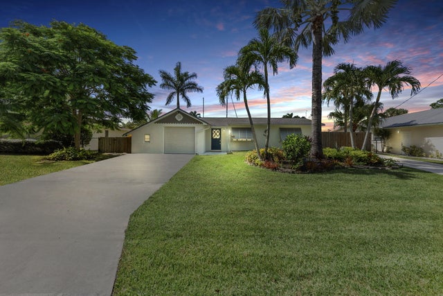 1 of 49 - 1769 Sw Dyer Point Road, Palm City, FL