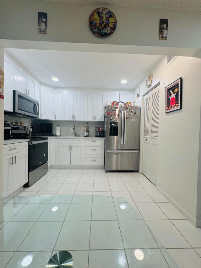 3 of 23 - 3560 Pine Tree Court #d-2, Greenacres, FL