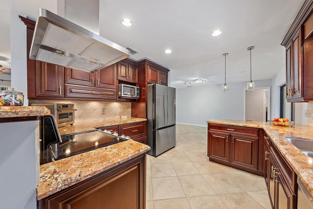 5 of 40 - 126 Coco Lane, Jupiter, FL