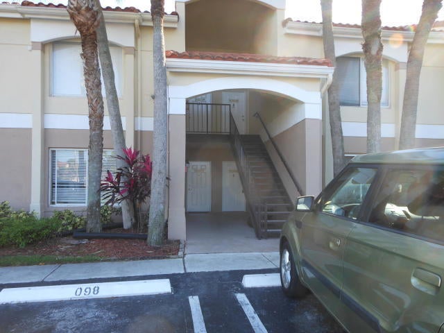 2 of 22 - 815 W Boynton Beach Boulevard #8-105, Boynton Beach, FL