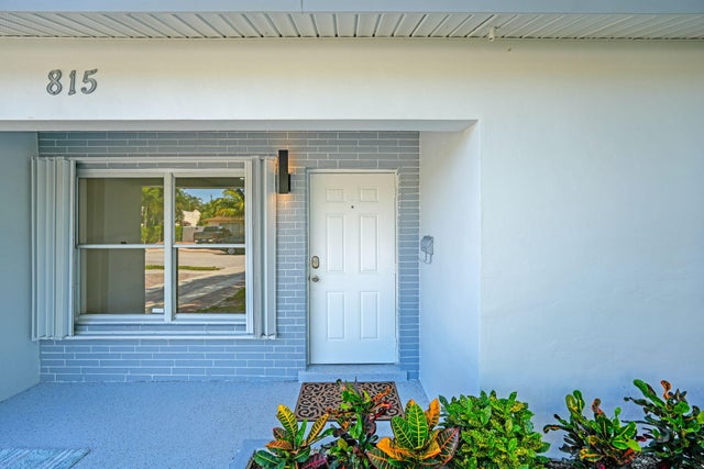 4 of 51 - 815 Hunter Street, West Palm Beach, FL