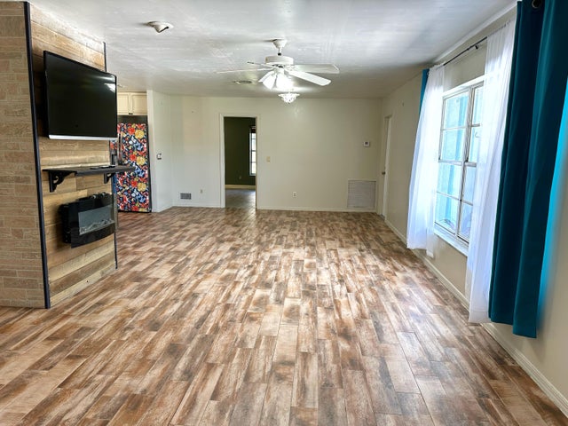 5 of 20 - 318 Se Bayview Terrace, Port Saint Lucie, FL