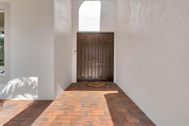 2 of 79 - 112 Ibisca Terrace, Royal Palm Beach, FL