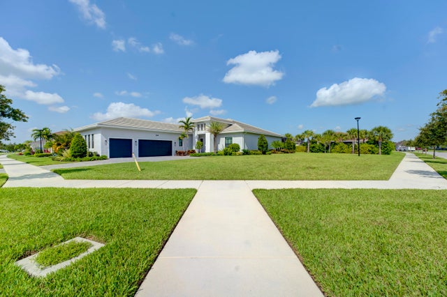 4 of 63 - 5401 Saint Vincent Lane, Westlake, FL