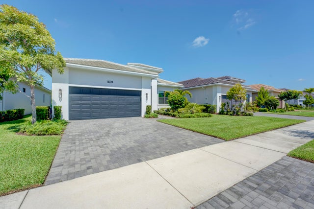 3 of 48 - 5559 Captiva Lane, Westlake, FL
