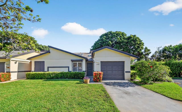 3 of 49 - 10 Ridge Point Drive #d, Boynton Beach, FL