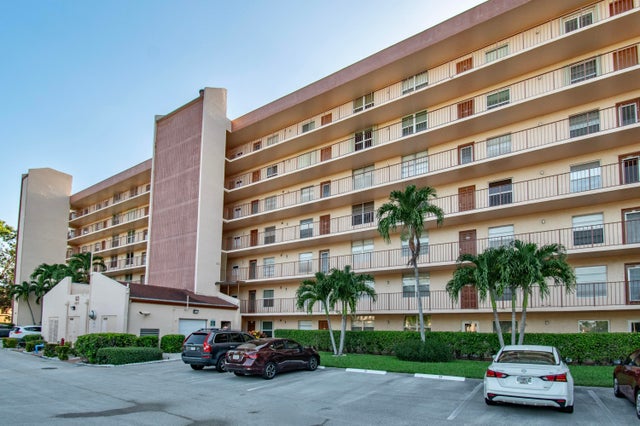 1 of 16 - 14671 Bonaire Boulevard Boulevard #709, Delray Beach, FL
