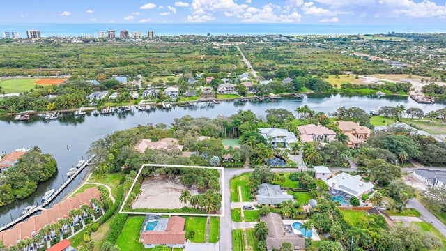 5 of 17 - 2267 Windsor Road, Palm Beach Gardens, FL
