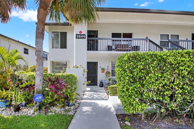 4 of 68 - 5844 Areca Palm Ct., Unit B, Delray Beach, FL