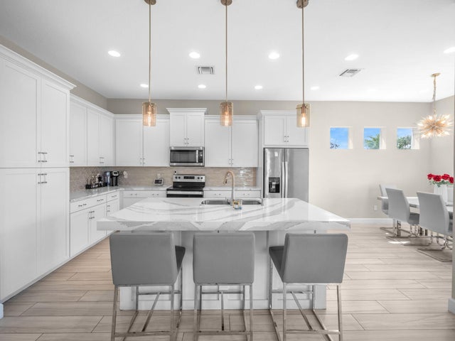 3 of 36 - 4589 Citrus Blossom Court, Westlake, FL