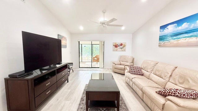 4 of 17 - 2641 W Gately Drive #2302, West Palm Beach, FL