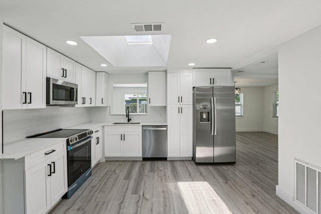5 of 19 - 4946 Avery Road, New Port Richey, FL
