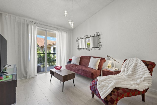 4 of 32 - 1803 N Flagler Drive #310, West Palm Beach, FL