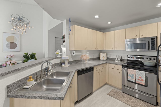 5 of 32 - 1803 N Flagler Drive #310, West Palm Beach, FL