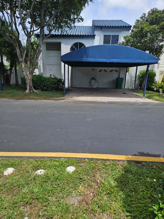 5 of 30 - 21109 Ne 3 Court, Miami, FL