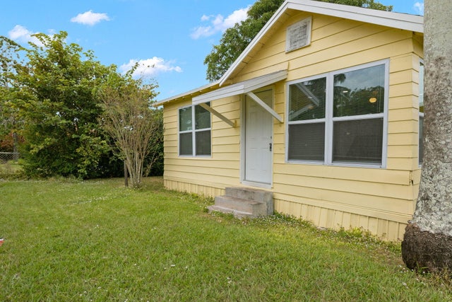 2 of 19 - 337 E Obispo Avenue, Clewiston, FL