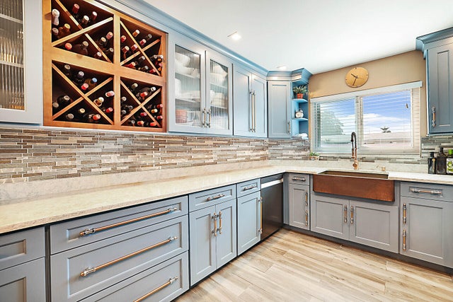 3 of 23 - 4548 Sw 28th Way, Dania, FL