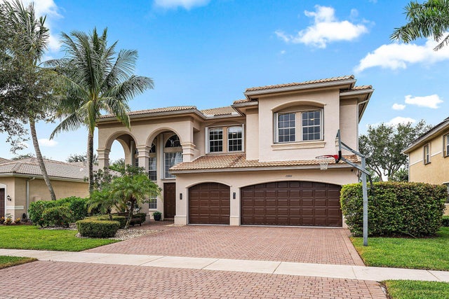 2 of 64 - 11880 Foxbriar Lake Trail, Boynton Beach, FL