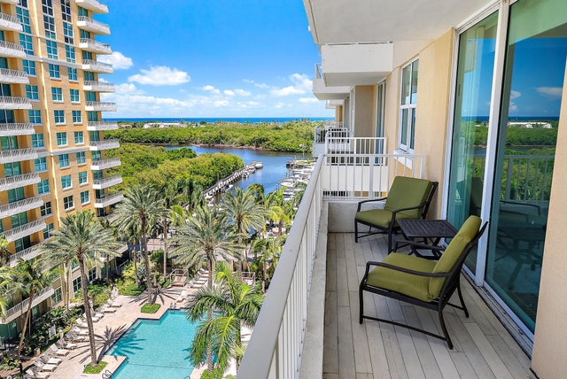 1 of 42 - 625 Casa Loma Boulevard #909, Boynton Beach, FL