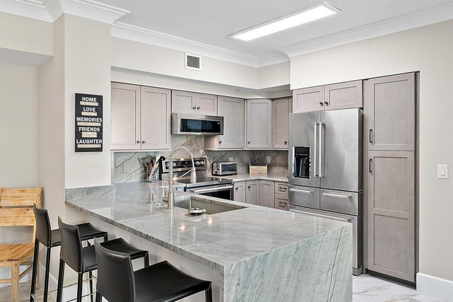 2 of 42 - 625 Casa Loma Boulevard #909, Boynton Beach, FL