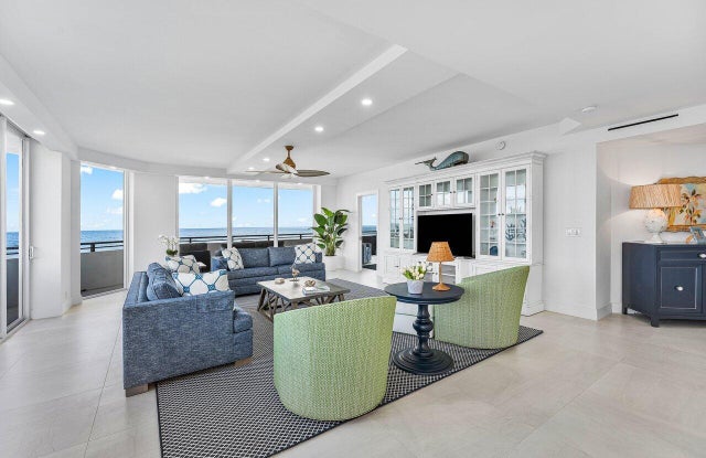 2 of 39 - 3100 S Ocean Boulevard #404n, Palm Beach, FL