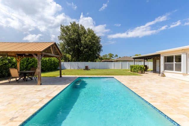1 of 40 - 3099 Medinah Circle E, Lake Worth, FL