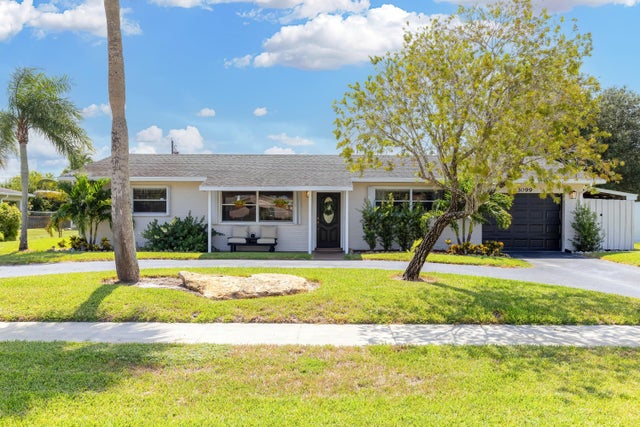 2 of 40 - 3099 Medinah Circle E, Lake Worth, FL