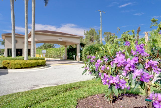 2 of 60 - 7320 Amberly Lane #406, Delray Beach, FL