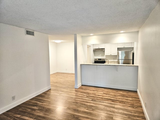 1 of 11 - 825 Nw 13th Street #115, Boca Raton, FL