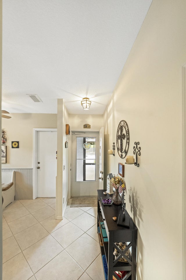 4 of 75 - 3011 Se South Lookout Boulevard #12, Port Saint Lucie, FL