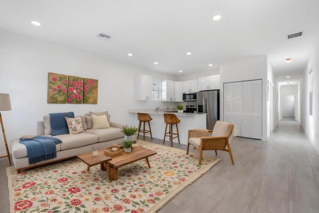 4 of 24 - 3731 Saginaw Avenue, West Palm Beach, FL