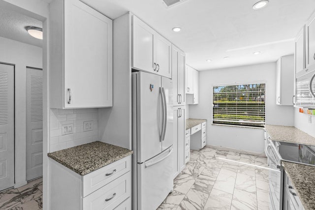 5 of 55 - 34 Southport Lane #e, Boynton Beach, FL