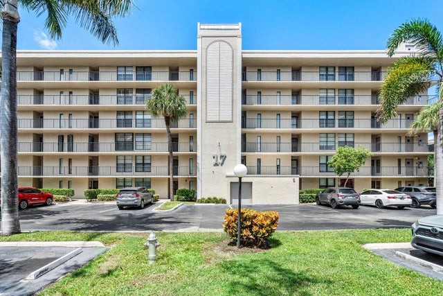 1 of 44 - 17 Royal Palm Way #504, Boca Raton, FL
