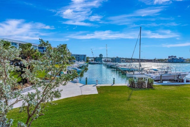 5 of 39 - 1542 Jupiter Cove Drive #207, Jupiter, FL