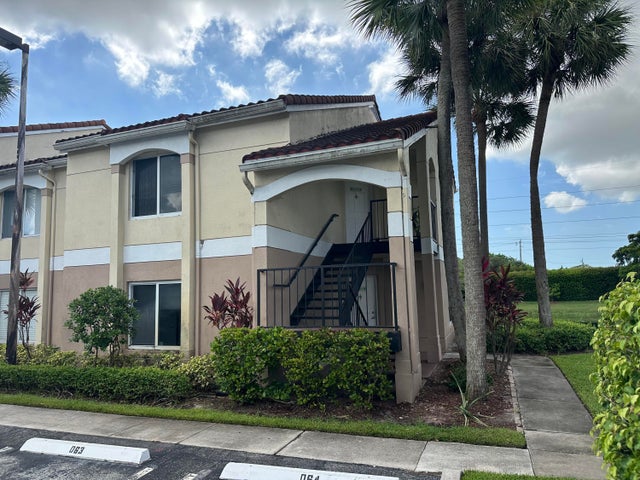 2 of 25 - 815 W Boynton Beach Boulevard #5-106, Boynton Beach, FL