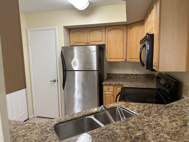 5 of 25 - 815 W Boynton Beach Boulevard #5-106, Boynton Beach, FL