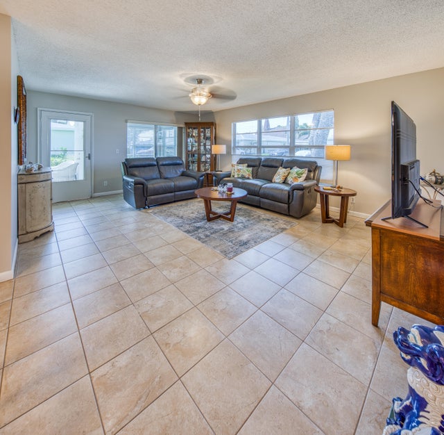 2 of 17 - 211 Bayview Avenue #a, Boynton Beach, FL