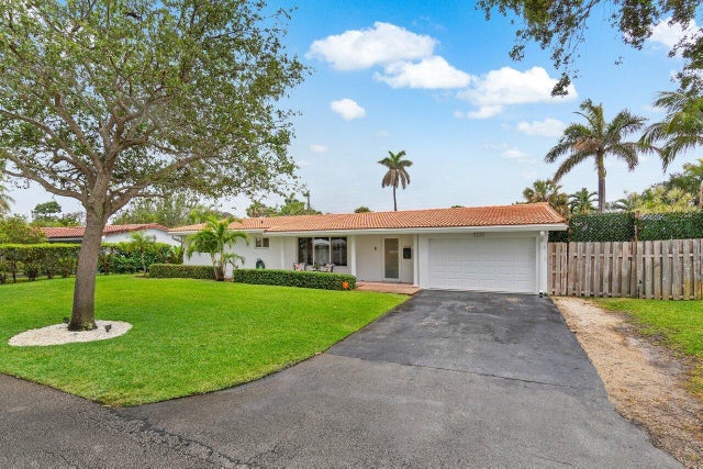 2 of 39 - 5131 Ne 27th Terrace, Lighthouse Point, FL
