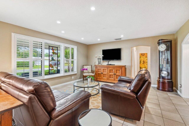 4 of 39 - 5131 Ne 27th Terrace, Lighthouse Point, FL