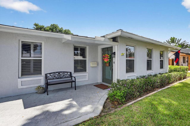2 of 23 - 2651 Ne 51st Court, Lighthouse Point, FL