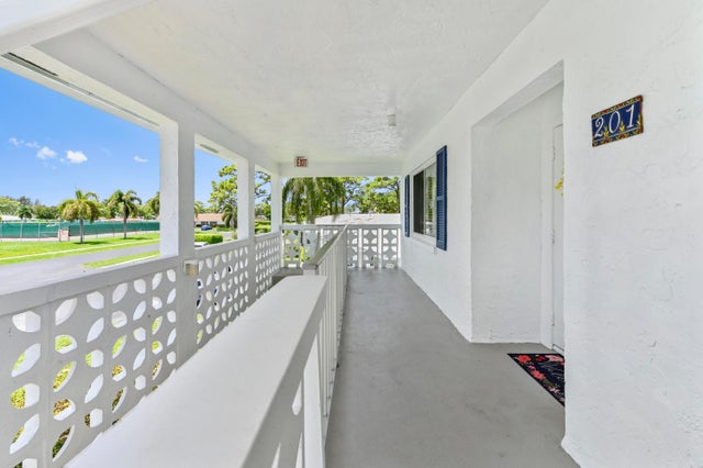3 of 30 - 5113 Poppy Place #201, Delray Beach, FL