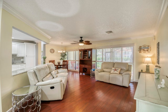 3 of 17 - 10 Lexington Lane E #b, Palm Beach Gardens, FL