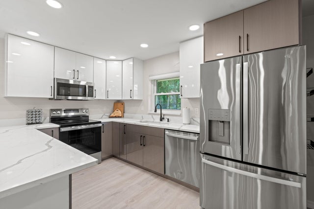 5 of 39 - 1081 Bimini Lane, Singer Island, FL