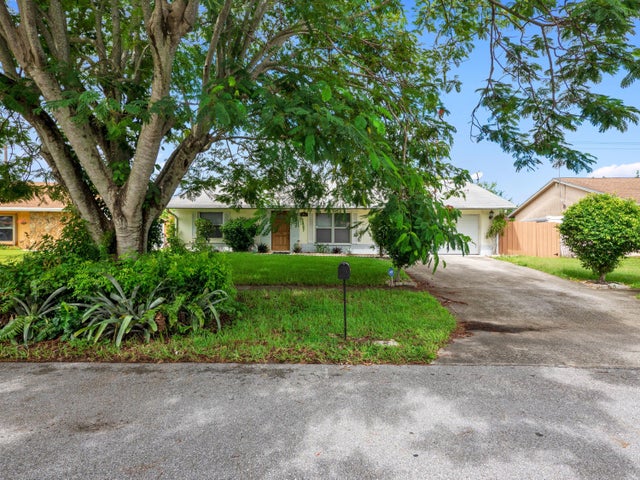 4 of 32 - 6088 Plains Drive, Lake Worth, FL