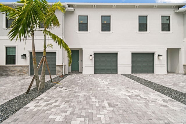 1 of 30 - 7638 Sw Lucy Lane #latitude 49-09, Stuart, FL