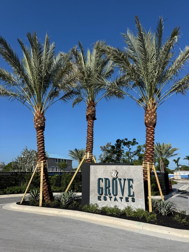 3 of 37 - 335 Grove Place, Delray Beach, FL