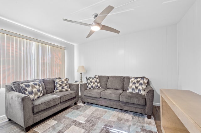 5 of 48 - 3871 Via Poinciana #201, Lake Worth, FL