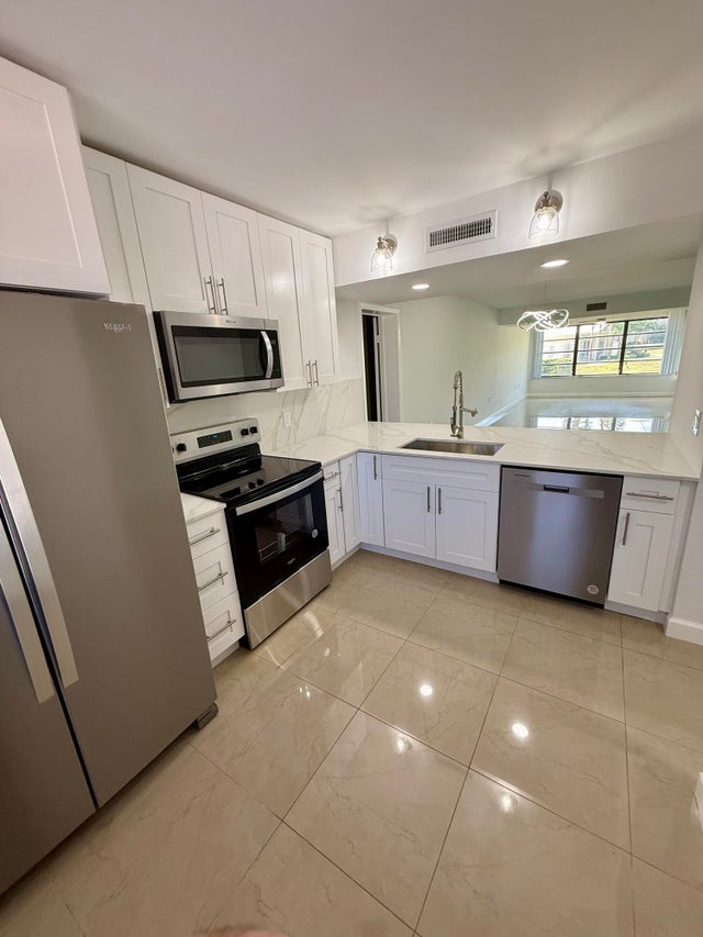 5 of 27 - 3501 Village Blvd #apt 104, West Palm Beach, FL