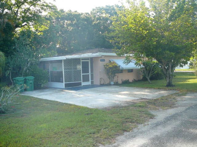 2 of 32 - 2101 S 33rd Street, Fort Pierce, FL