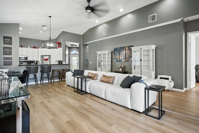 8402 Staniel Cay, West Palm Beach